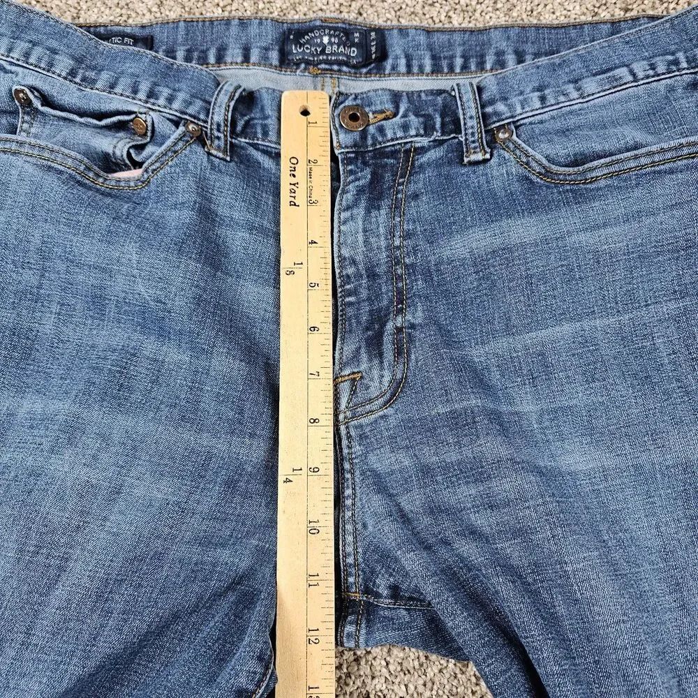Lucky Brand 410 Jeans Mens 36x32 Athletic Straight Stretch Work Faded Whiskering
